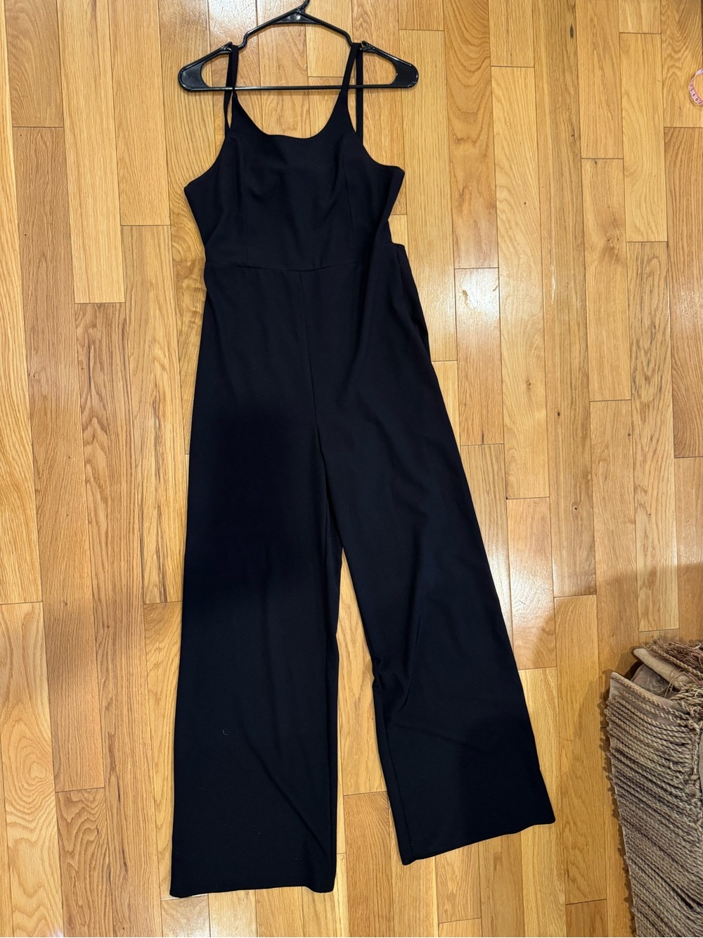 Women's Black Wide-Leg Jumpsuit - Classic Sleeveless Style